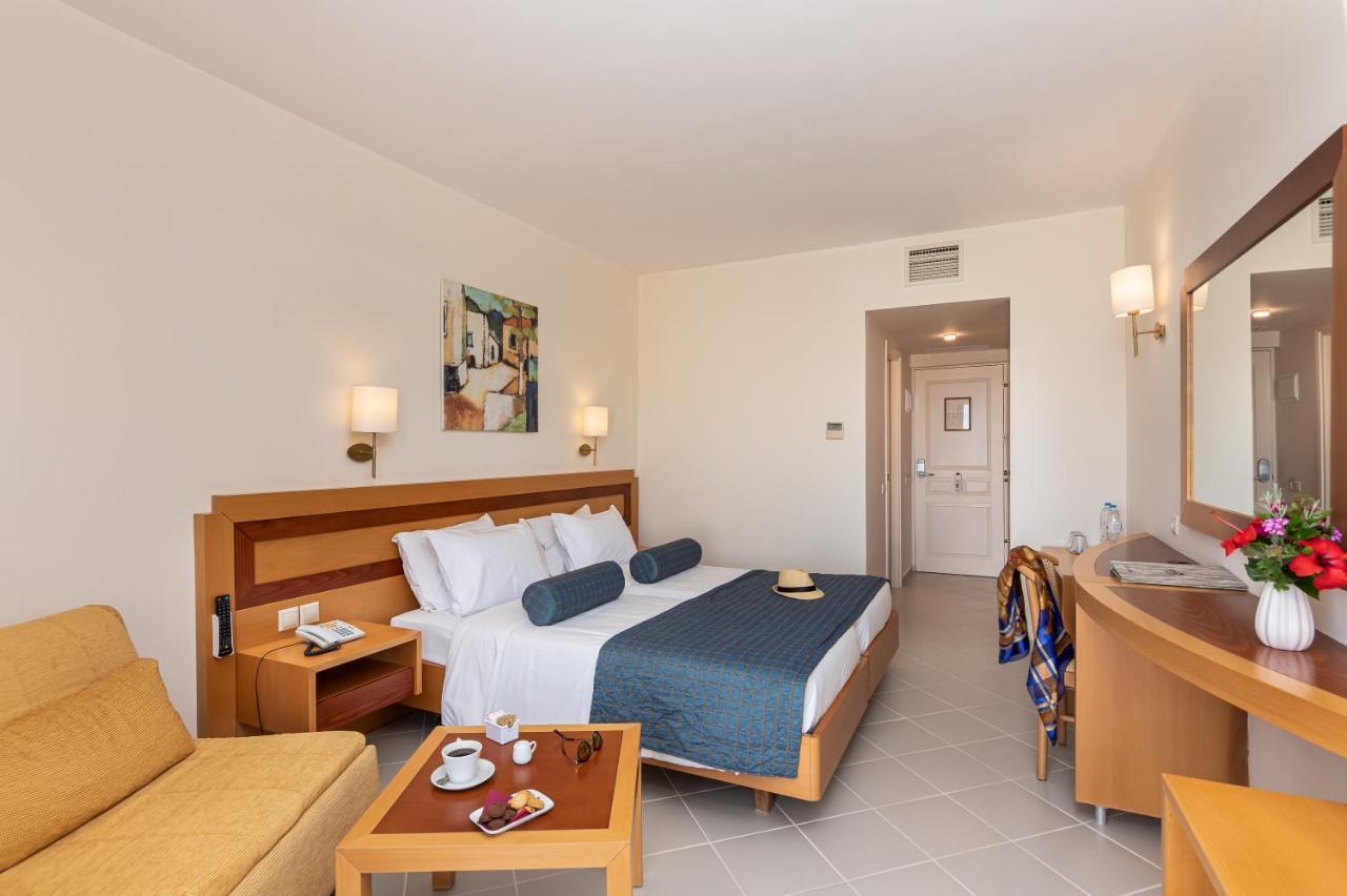 Anissa Beach Hotel Херсонисос Екстериор снимка