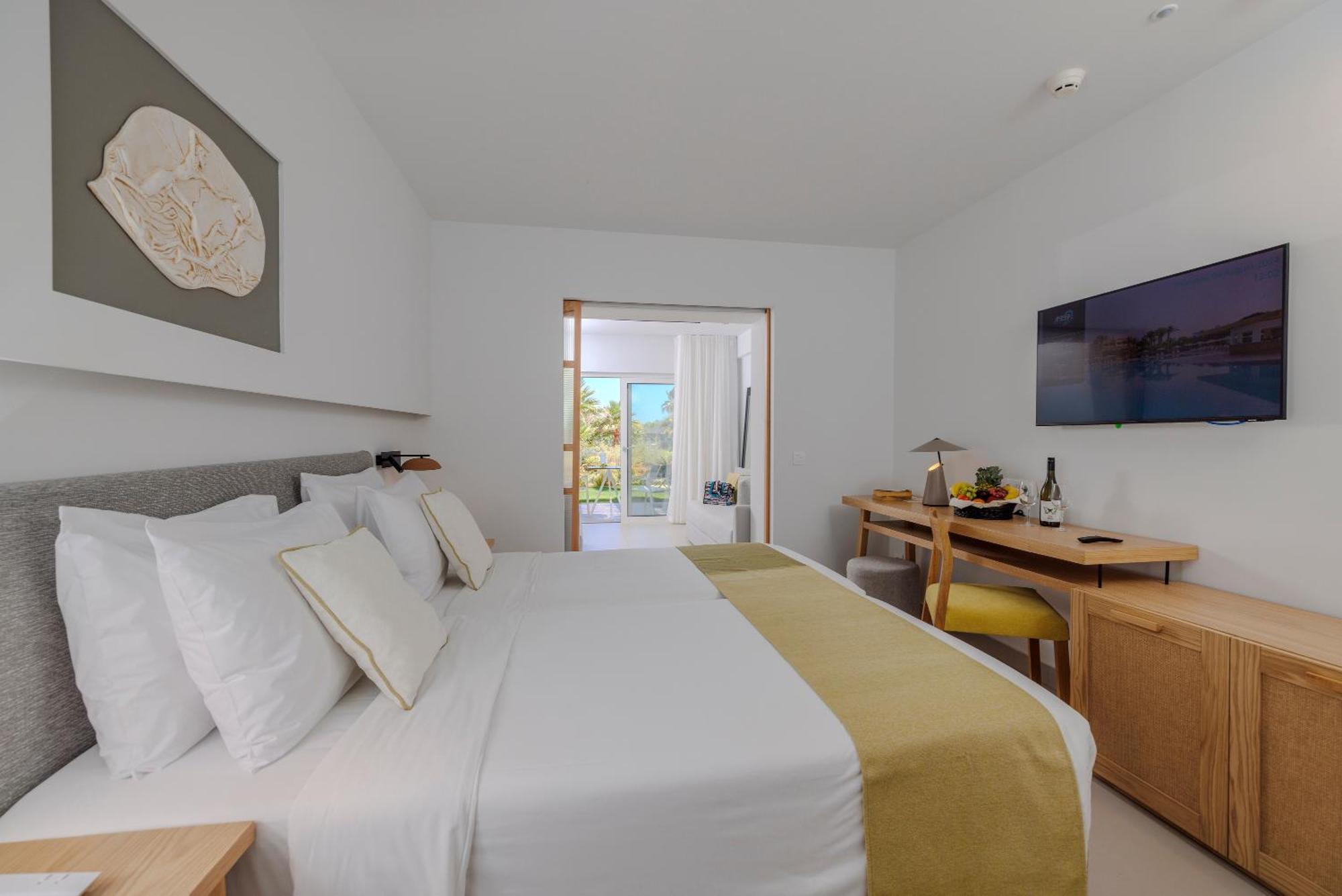Anissa Beach Hotel Херсонисос Екстериор снимка