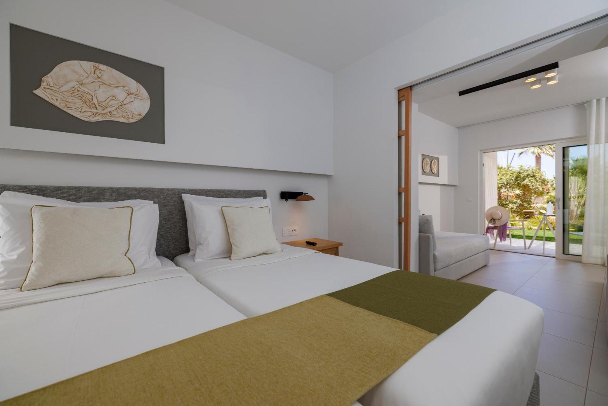 Anissa Beach Hotel Херсонисос Екстериор снимка