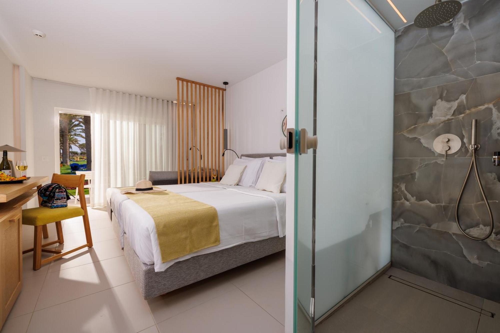 Anissa Beach Hotel Херсонисос Екстериор снимка