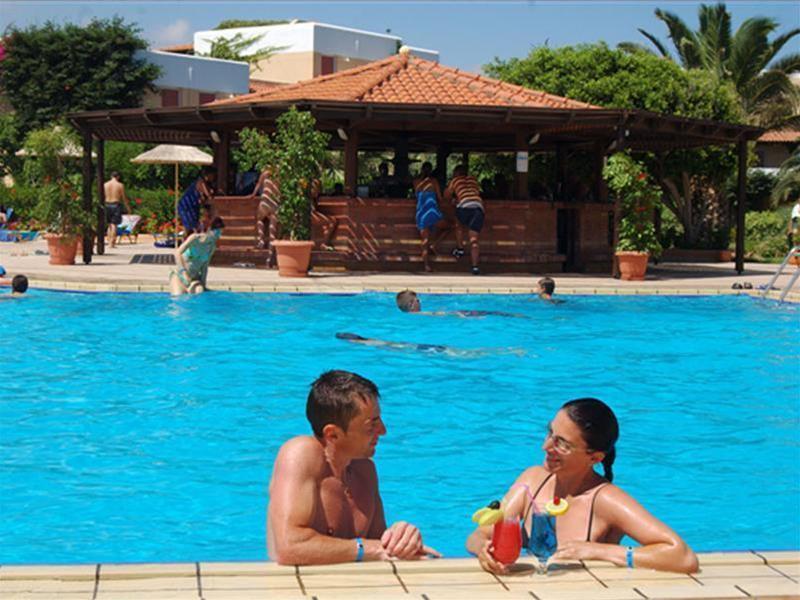 Anissa Beach Hotel Херсонисос Екстериор снимка