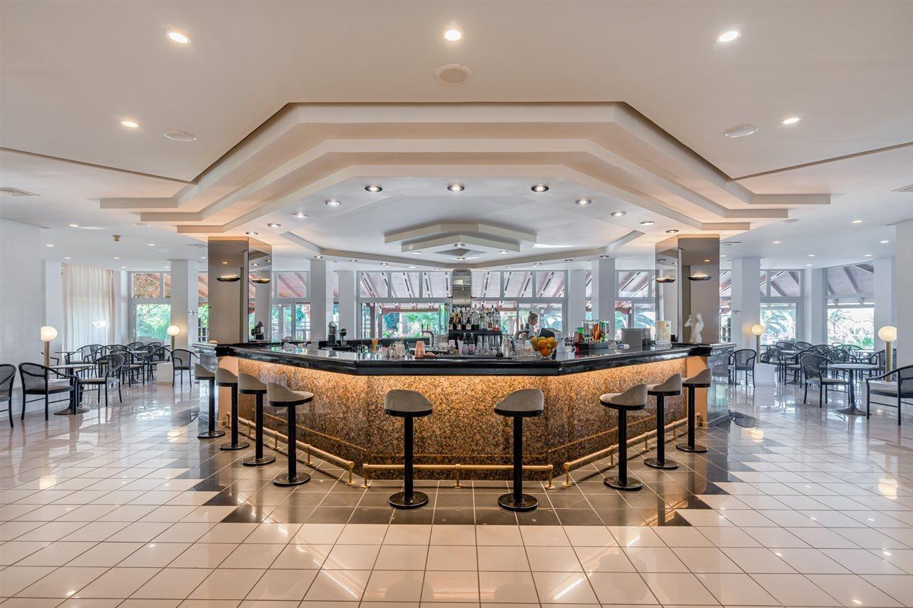 Anissa Beach Hotel Херсонисос Екстериор снимка
